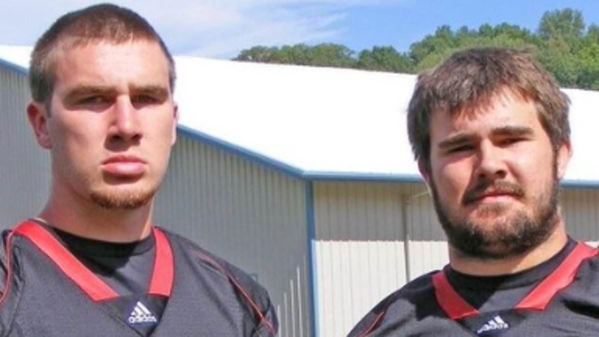 taylor-alert-–-hilarious-old-picture-of-travis-kelce-and-brother-jason-goes-viral-from-cincinnati-bearcats-college-days:-‘one-of-these-guys-was-a-finalist-for-sexiest-man-alive…-and-the-other-is-dating-taylor-swift’