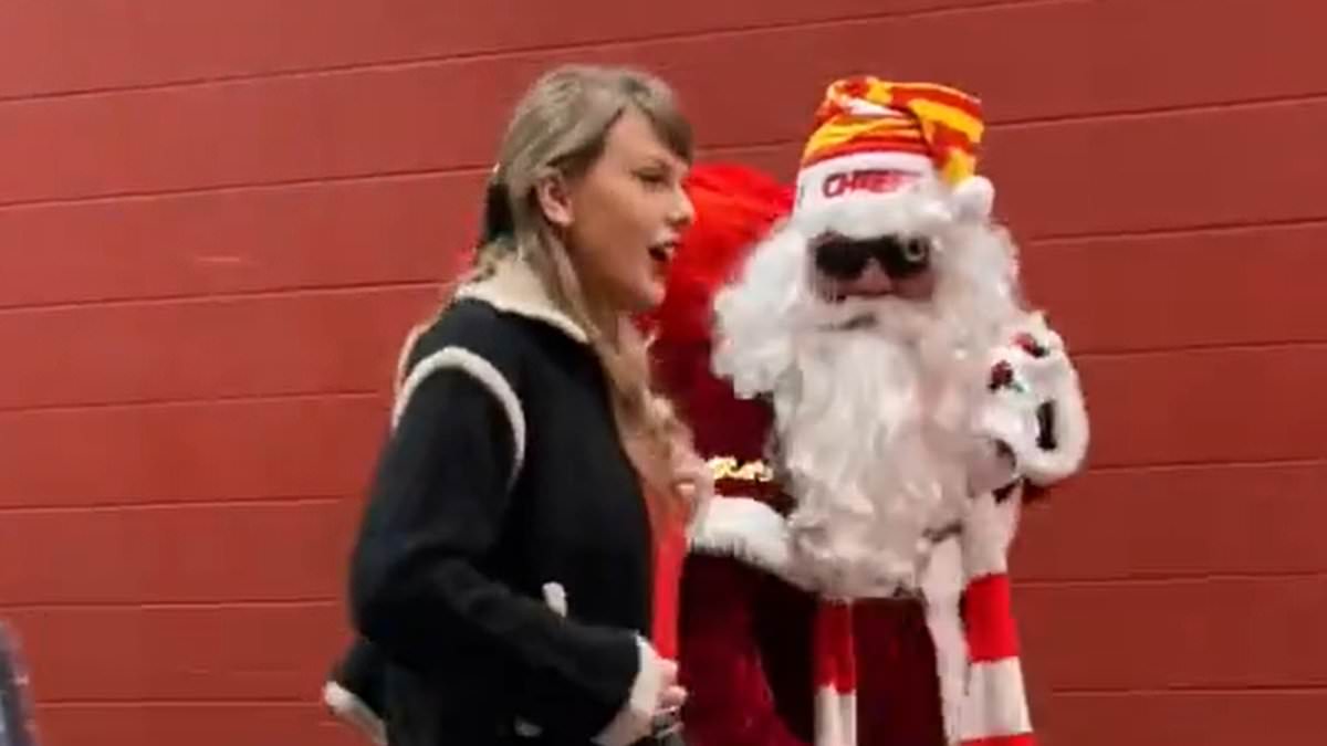 taylor-alert-–-taylor-swift-screams-her-support-for-boyfriend-travis-kelce-while-wearing-a-christmas-hat-with-his-jersey-number-on-at-arrowhead…-after-jetting-in-to-kansas-city-from-nashville-with-her-mom-and-dad