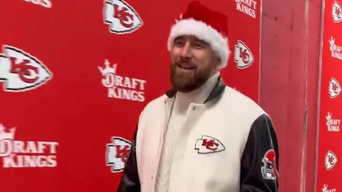 taylor-alert-–-travis-kelce-wishes-reporters-a-merry-christmas-as-he-arrives-at-arrowhead-in-a-santa-hat-ahead-of-chiefs’-christmas-day-showdown-against-the-raiders…-with-girlfriend-taylor-swift-jetting-in-to-watch