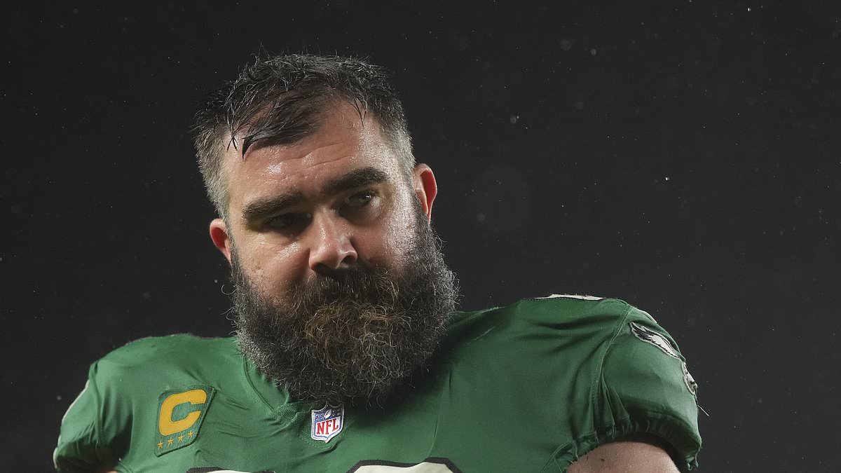 taylor-alert-–-eagles-star-jason-kelce-is-buying-up-land-in-pennsylvania-neighborhood-‘to-build-a-giant-mansion’-after-he-snapped-up-three-adjacent-homes