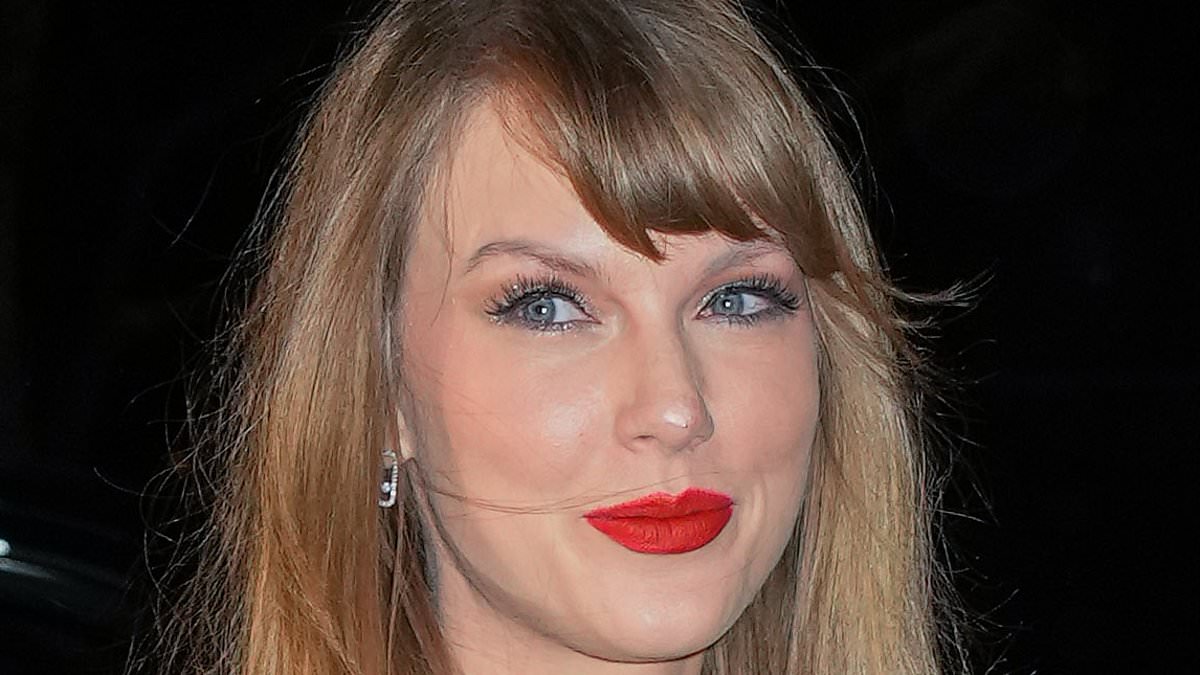 taylor-alert-–-taylor-swift’s-34th-birthday-bash!-singer-seen-in-glitzy-black-dress