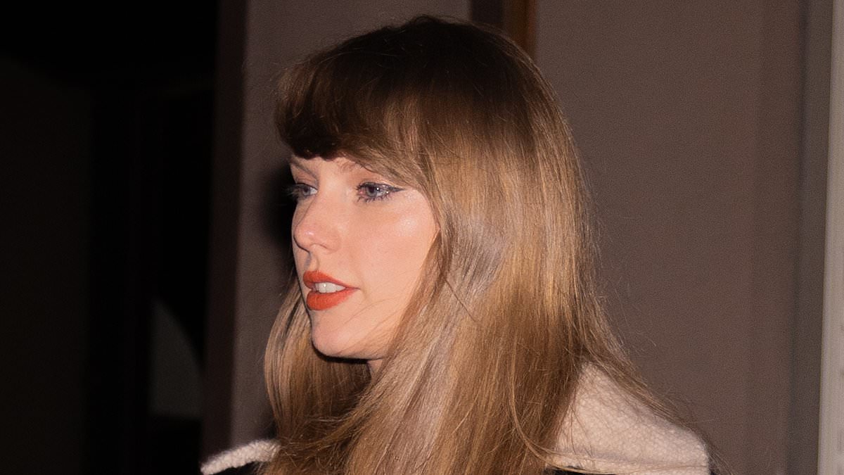 taylor-alert-–-taylor-swift-legs-it-around-nyc-in-a-stylish-outfit-as-insiders-reveal-she’s-had-‘deep-conversations’-with-travis-kelce-about-‘their-future-together’