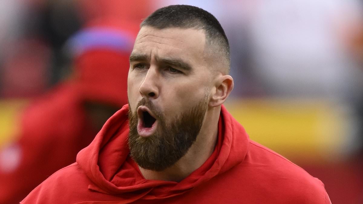 taylor-alert-–-blaine-gabbert-vows-to-get-travis-kelce-to-1,000-yards-for-the-season-if-he-plays-vs.-chargers-this-weekend-–-with-the-backup-qb-replacing-patrick-mahomes:-‘we’re-going-to-do-our-damn-best’