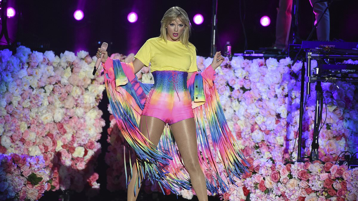 taylor-alert-–-taylor-swift’s-friends-are-upset-about-op-ed-questioning-the-hitmaker’s-sexuality,-calling-it-‘invasive,-untrue-and-inappropriate’