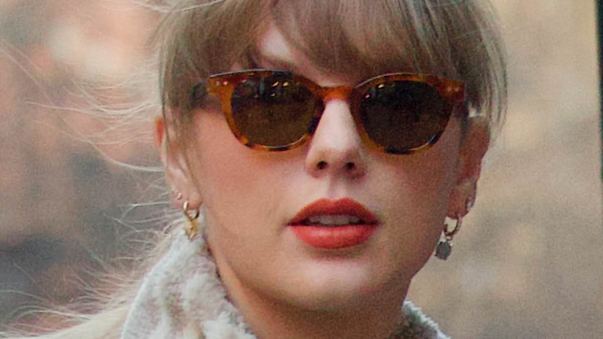 taylor-alert-–-the-mob-wife-aesthetic-is-in!-taylor-swift-and-jenifer-lawrence-ditch-classic-style-for-fur-coats-and-red-lipstick-to-rebel-against-‘millennial-minimalist’-quiet-luxury