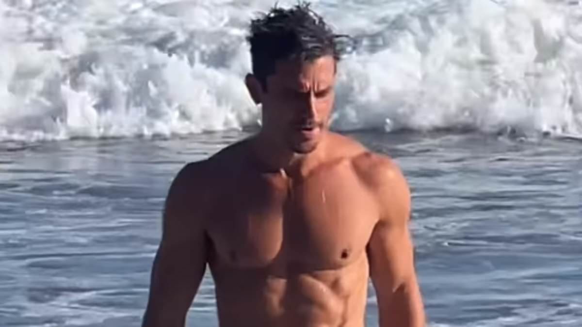 taylor-alert-–-queer-eye-star antoni-porowski-shows-off-his-chiseled-abs-as-he-struts-out-of-the-ocean-shirtless-in-costa-rica-–-two-months-after-he-ended-his-engagement-with-kevin-harrington