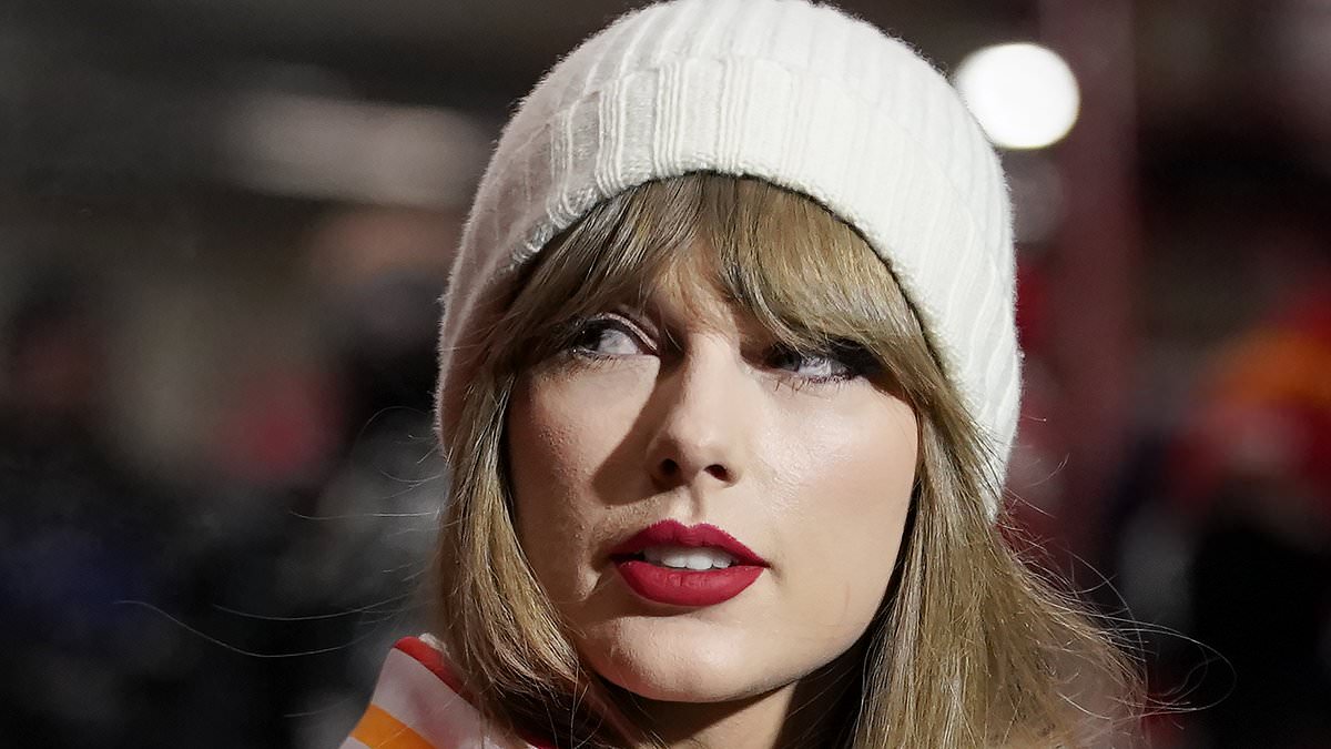 taylor-alert-–-cnn-reporter-hopes-taylor-swift-will-cry-after-chiefs-bills-as-he-claims-afc-divisional-game-will-be-the-‘one-time’-he-is-rooting-against-the-pop-star:-‘i-am-sorry,-swifties,-i’ve-got-to-do-it’