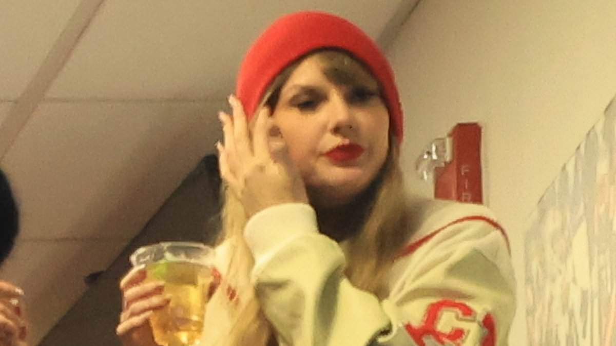 taylor-alert-–-taylor-swift-and-new-bff-brittany-mahomes-enjoy-celebratory-cocktails-after-their-nfl-men-win-against-the-buffalo-bills-in-new-york