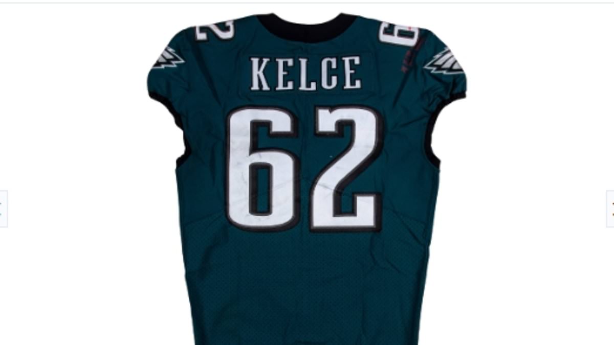 taylor-alert-–-jason-kelce’s-game-worn-eagles-jersey-from-a-2019-loss-to-new-england-patriots-set-to-raise-thousands-at-auction-–-as-fans-scramble-for-a-piece-of-merchandise-from-one-of-the-nfl’s-most-popular-stars