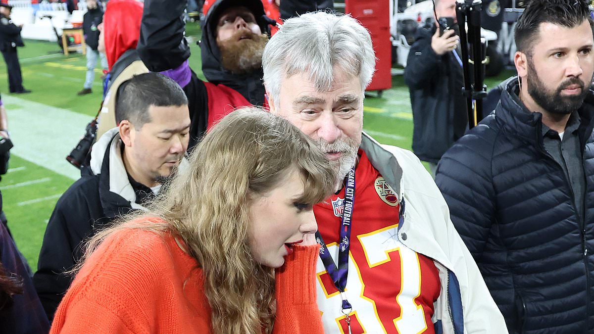 taylor-alert-–-taylor-swift-‘fits-in-seamlessly’-with-travis-kelce’s-family-after-getting-close-to-his-parents-and-brother-jason-at-chiefs-games…-and-the-couple-are-‘genuinely-happy-together’-as-they-head-towards-the-super-bowl