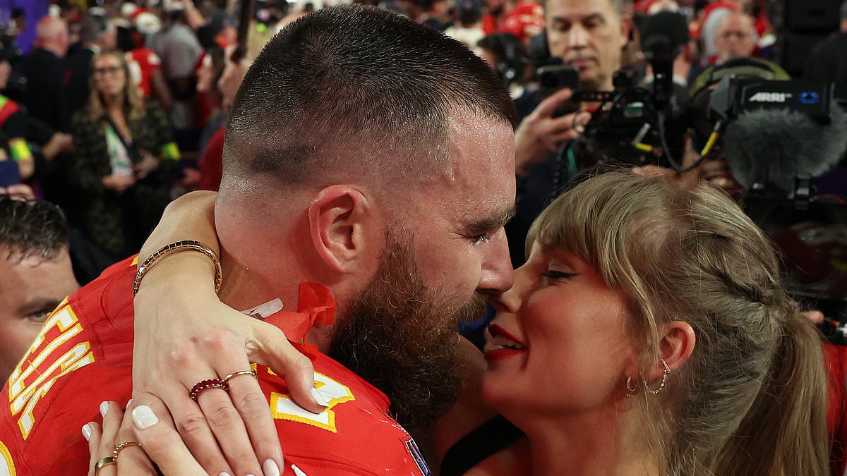 taylor-alert-–-travis-kelce’s-‘dad-bod’-is-here-to-stay!-taylor-swift’s-boyfriend-jokes-about-eating-a-30-slice-pizza-in-ohio-with-brother-jason-when-they-record-‘new-heights’-live-next-month!