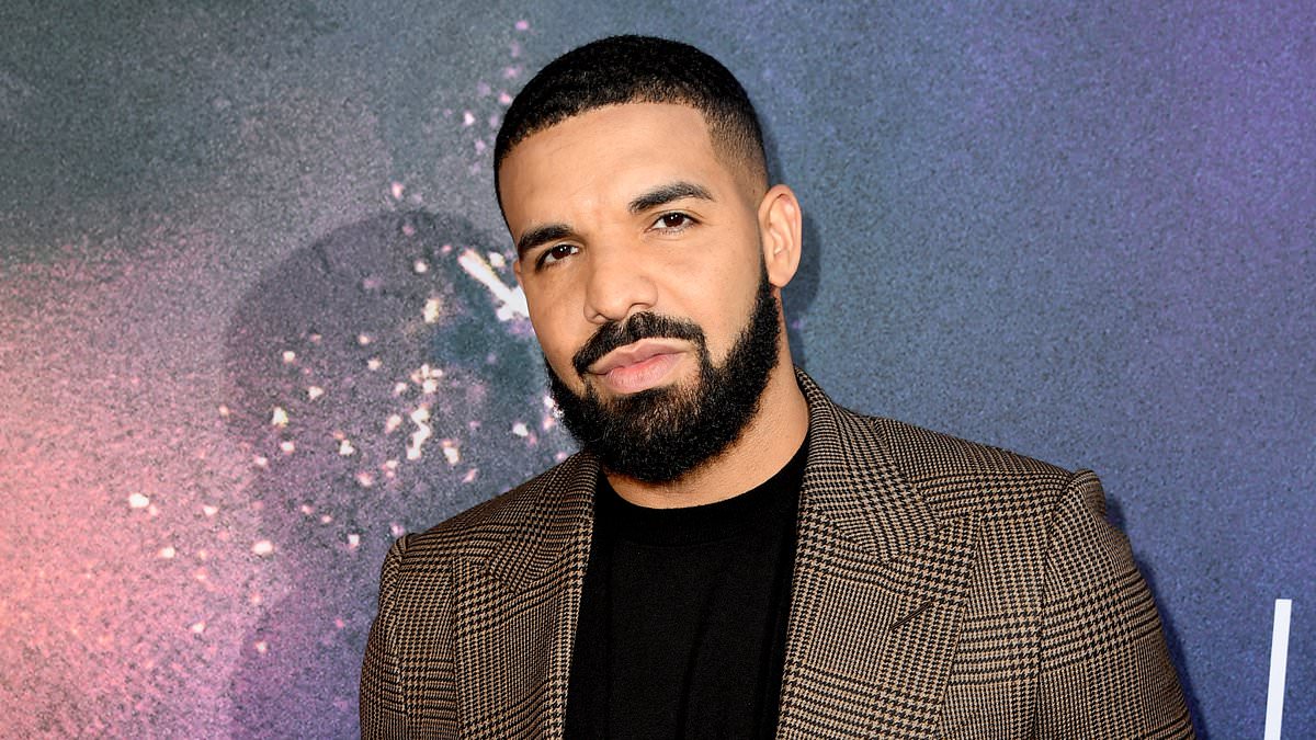 taylor-alert-–-drake-seemingly-hits-back-at-kendrick-lamar,-the-weeknd-and-metro-boomin-in-new-leaked-diss-track…-as-fans-debate-whether-song-is-real-or-ai