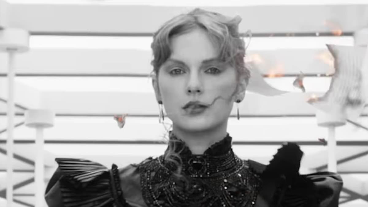 taylor-alert-–-taylor-swift-teases-fortnight’s-black-and-white-music-video-with-post-malone-amid-tortured-poets-department-countdown