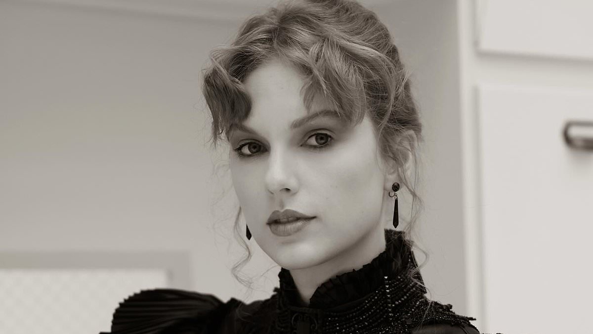 taylor-alert-–-taylor-swift-gets-brutally-trolled-for-lyric-about-wanting-to-return-to-‘the-1830s-but-without-all-the-racists’