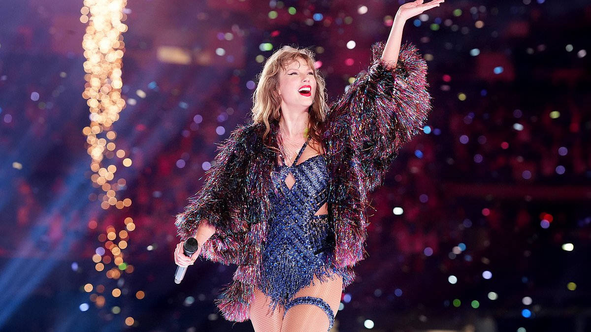 taylor-alert-–-taylor-swift-gives-special-nod-to-boyfriend-travis-kelce-during-eras-tour-concert-in-new-orleans