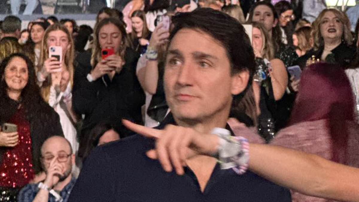 taylor-alert-–-trudeau-slammed-as-cringe-worthy-videos-show-him-‘shaking-it-off’-at-taylor-swift-while-montreal-burned