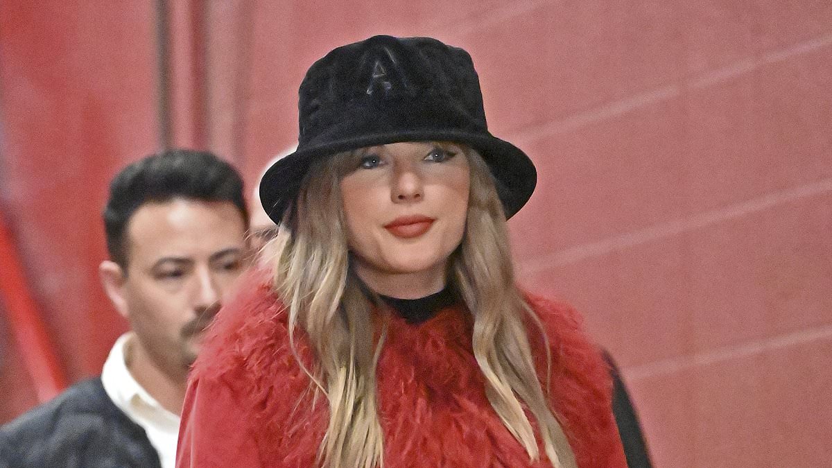 taylor-alert-–-taylor-swift-invited-to-visit-travis-kelce’s-favorite-kansas-city-charity-after-singer’s-$250k-donation