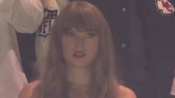 taylor-alert-–-fans-spot-kylie-kelce’s-subtle-show-of-support-for-taylor-swift-after-getting-booed-at-the-super-bowl