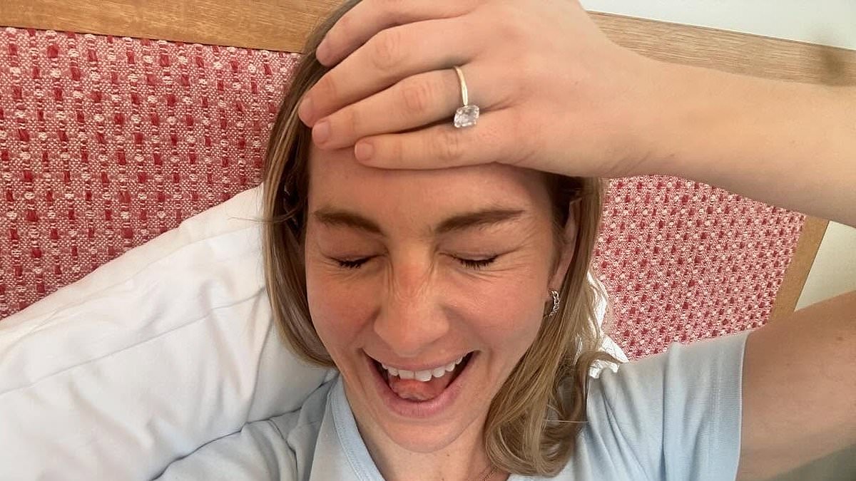 taylor-alert-–-este-haim-and-jonathan-levin-are-engaged!-singer-debuts-massive-diamond-ring:-‘i’m-taken’