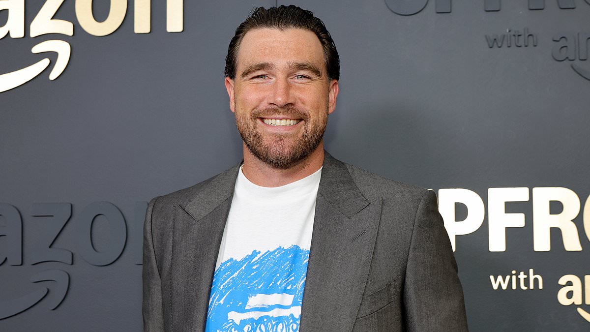 taylor-alert-–-beaming-travis-kelce-shows-off-slick-new-hairstyle-as-he-steps-out-in-new-york-city-without-taylor-swift