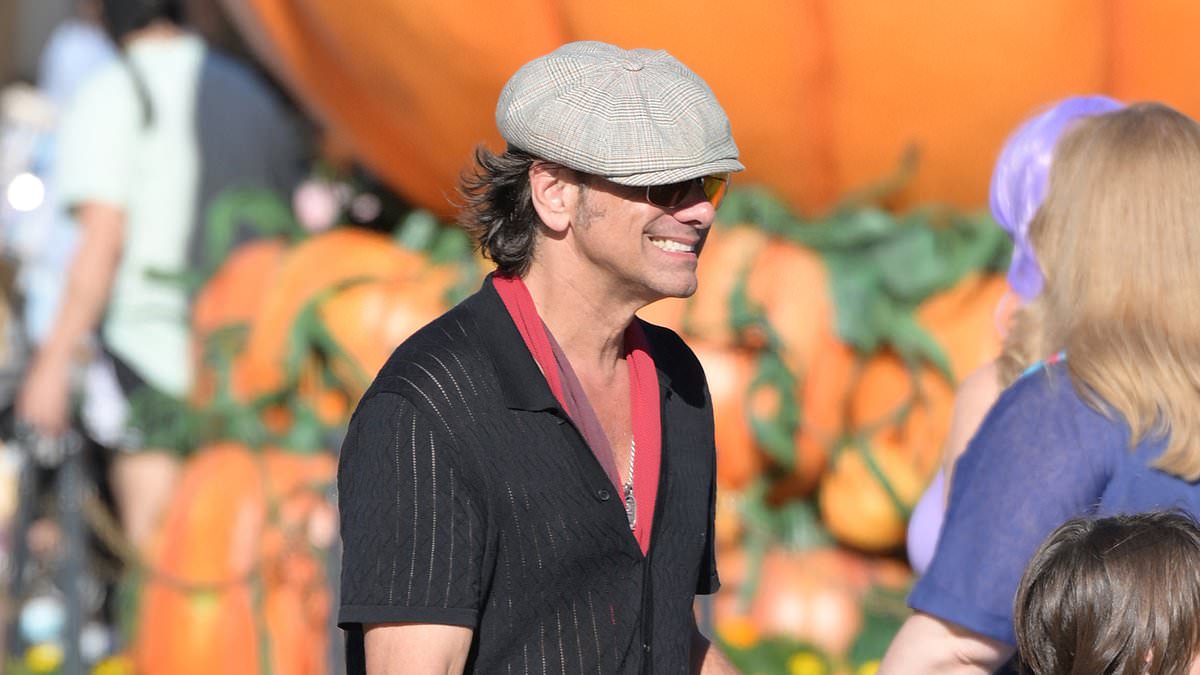 taylor-alert-–-john-stamos-enjoys-family-disneyland-day-before-celebrating-taylor-swift’s-engagement-with-josh-gad