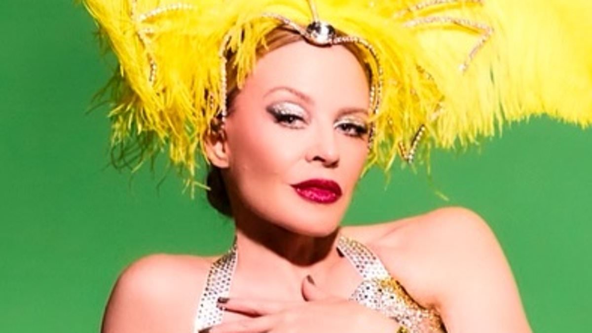 taylor-swift-alerts-–-kylie-minogue-responds-to-taylor-swift-comparisons-after-fans-accuse-singer-of-copying-her