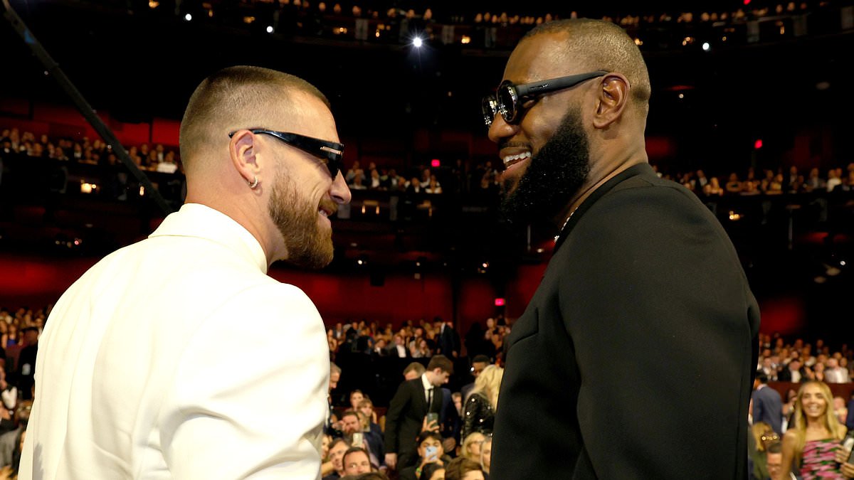 taylor-swift-alerts-–-report:-travis-kelce’s-role-in-finding-lebron-james-a-new-team