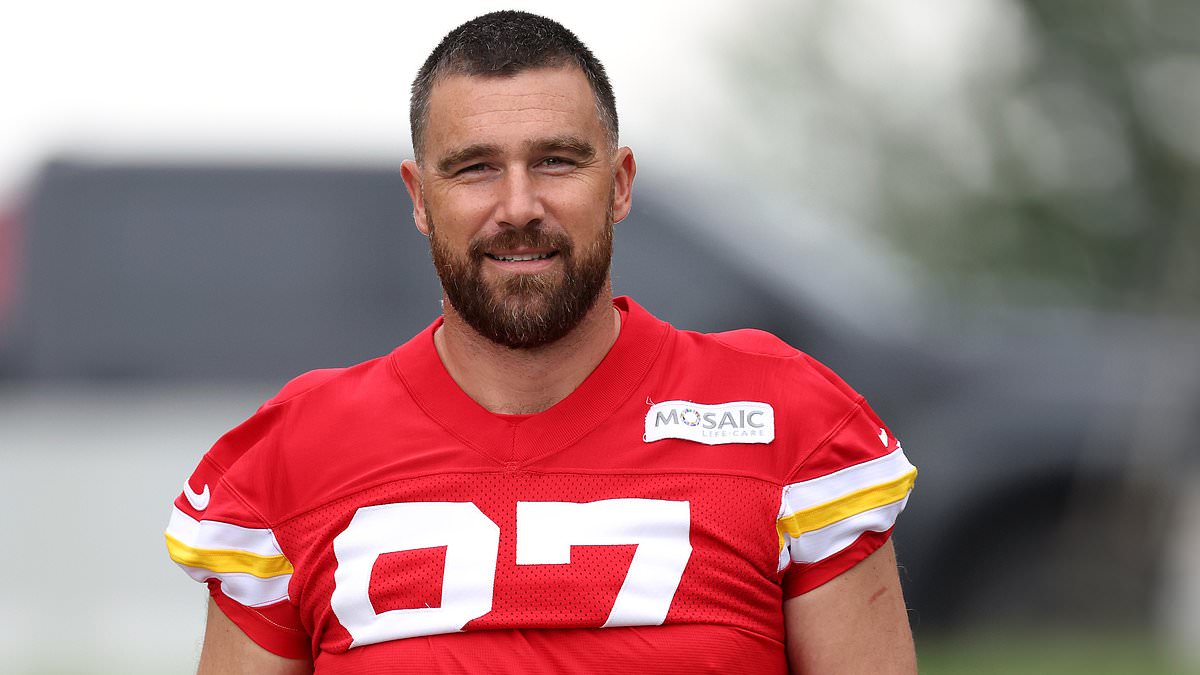 taylor-swift-alerts-–-travis-kelce-slammed-over-‘dad-bod’-at-chiefs-training-camp-as-fans-joke-taylor-swift-is-‘feeding-him-well’